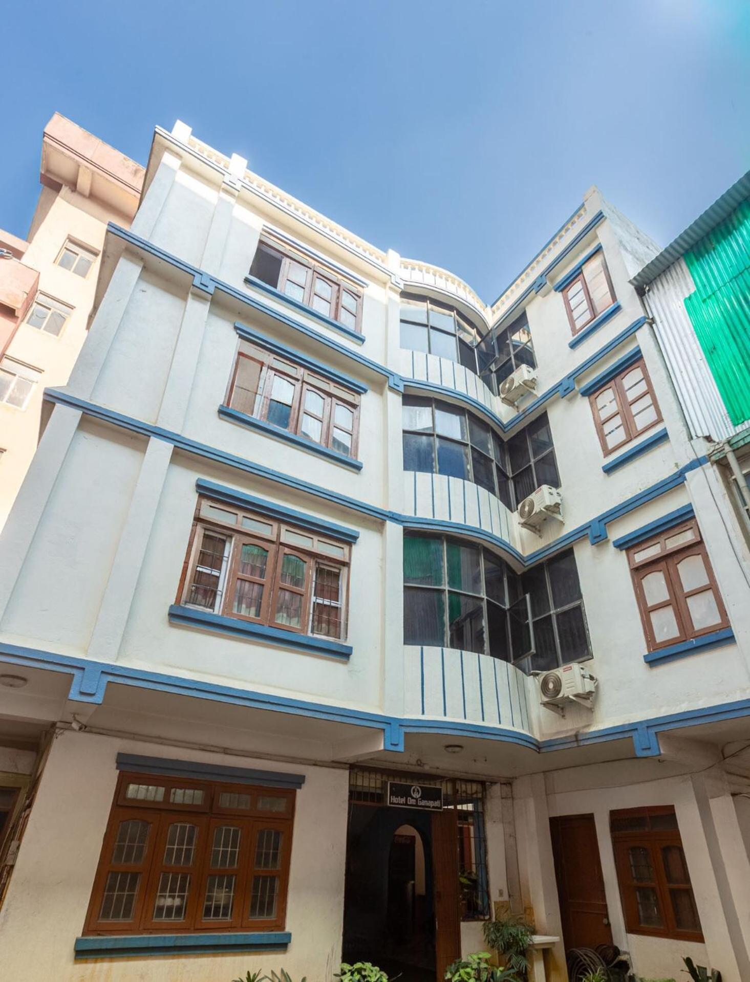 Oyo 808 Hotel Om Ganapati Pvt Ltd Kathmandu Ngoại thất bức ảnh